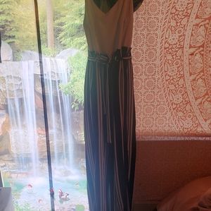 Super cute and classy one piece jumper/romper White/black size Large, Rue21